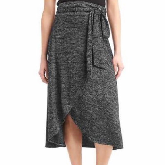 ☀️Gap grey wrap skirt - Picture 2 of 5